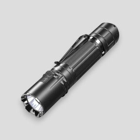 Lampe tactique rechargeable XT2CR Pro (2 100 lumens) - Noir - Klarus